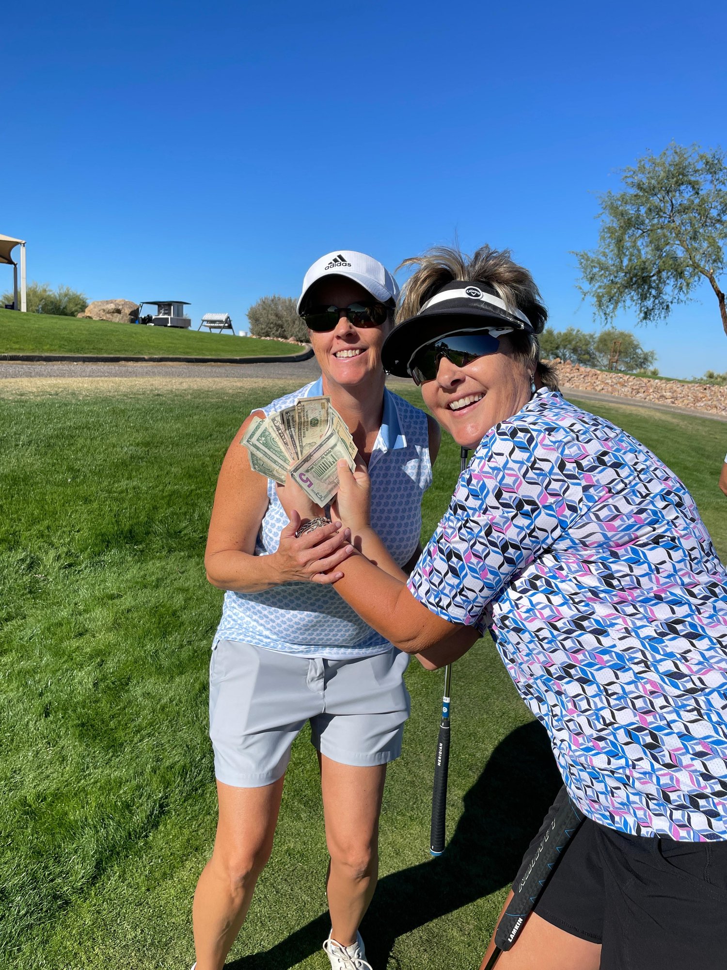 November 6, 2023 - Putting contest winner, Jill Pilling, Wendy Phillips presenter